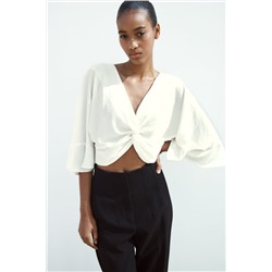 CROP TOP WITH KNOT