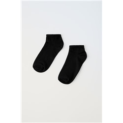 THREE-PACK OF BASIC ANKLE SOCKS