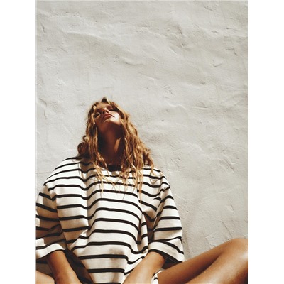 STRIPED OVERSIZE T-SHIRT