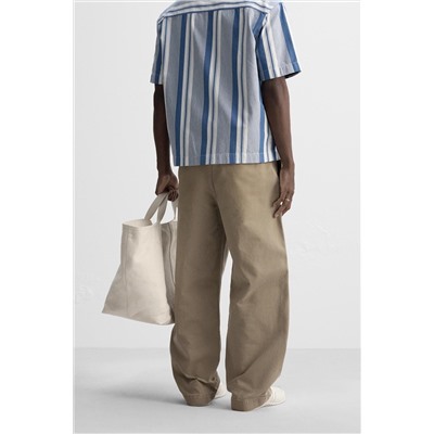 PANTALÓN CHINO WIDE FIT