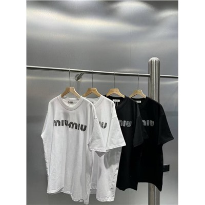 Футболка Miu Mi*u 🩷    Материал: плотный хлопок (330гр)