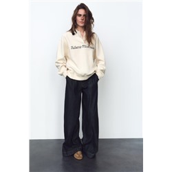 POLO COLLAR SWEATSHIRT WITH SLOGAN