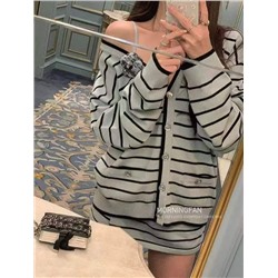 Женский кардиган с брошью в виде камелии и пуговицами спереди и на спине  Chane*l