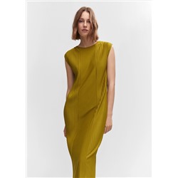 Vestido detalles plisados
