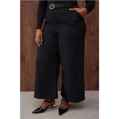 Özel Koleksiyon Siyah Wide Leg Premium Kemerli Büyük Beden Pantolon TBBAW26AR00001