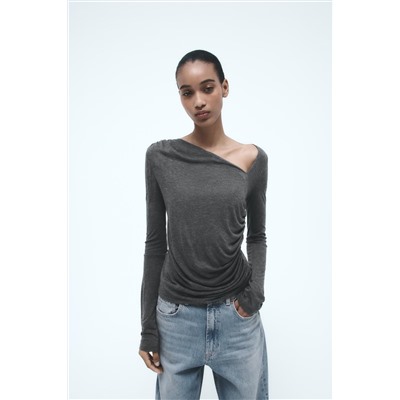 T-SHIRT WITH SIDE GATHERING
