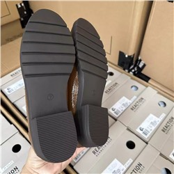 Стильные лакированые лоферы. Экспорт