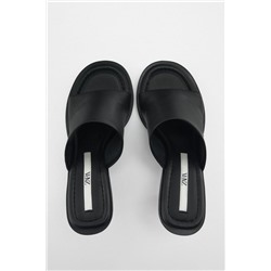LEATHER HIGH-HEEL SANDALS