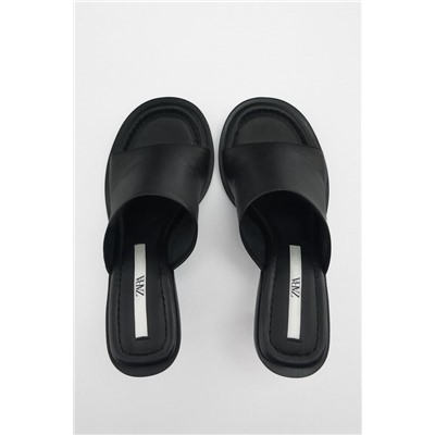 LEATHER HIGH-HEEL SANDALS