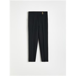 Elegante Hose mit Bügelfalte