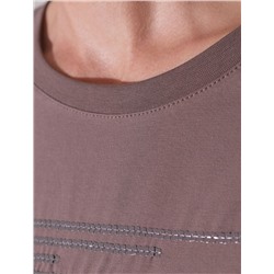 Нарядная футболка с пайетками