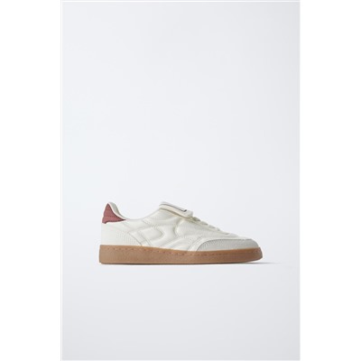 TONGUE SNEAKERS