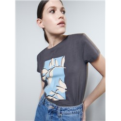 Übergroßes bedrucktes T-Shirt
