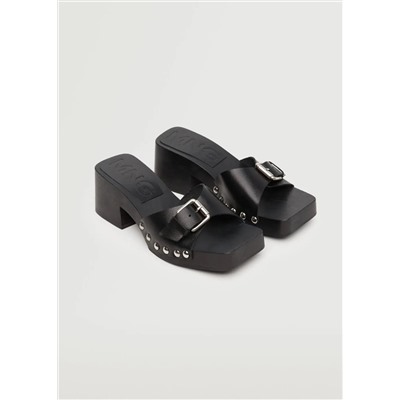 Sandalia piel tachuelas -  Mujer | MANGO OUTLET Melilla