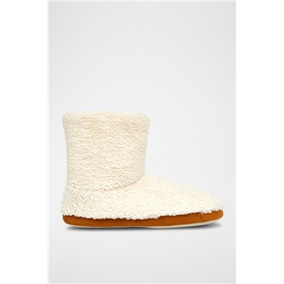 Zapatillas de casa altas forradas Magda Crudo