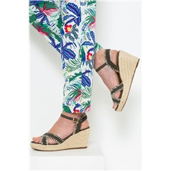 Sandalias de cuña Caqui