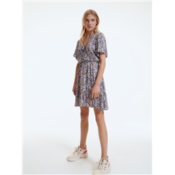 Gemustertes kleid