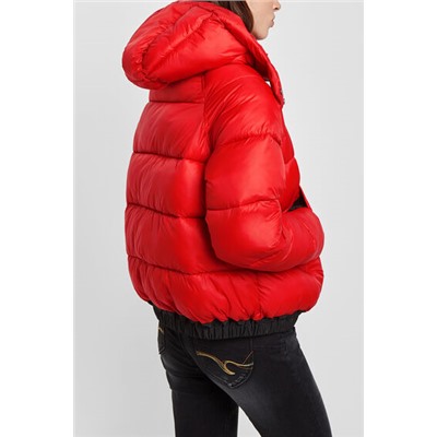 Chaqueta corta acolchada capucha