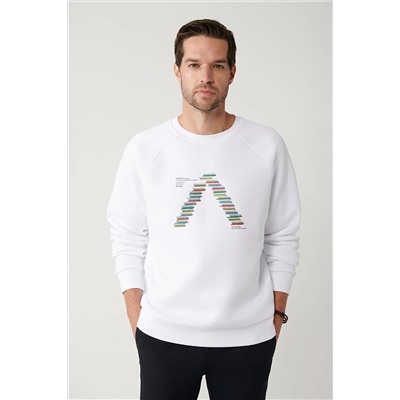 Avva Erkek Beyaz Şardonlu Kumaş Bisiklet Yaka Nakışlı Sweatshirt A32Y1293