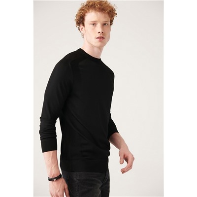 Siyah Bisiklet Yaka Jakarlı Rayon Triko T-Shirt