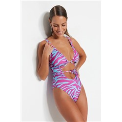 TRENDYOLMİLLA Soyut Desenli Derin Dekolteli Cut Out/Pencereli Normal Paça Mayokini TBESS22MA0234