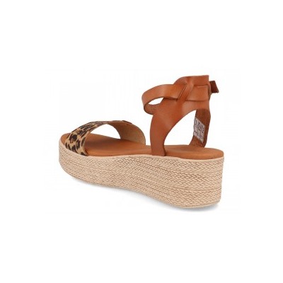 5352 - DIGO DIGO
                SANDALIAS DE PLATAFORMA