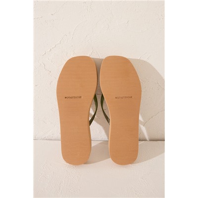 Chanclas plataforma efecto rafia