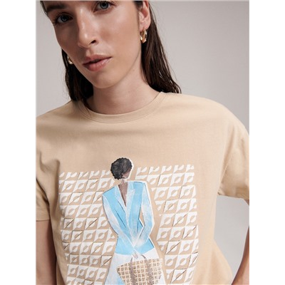 Übergroßes bedrucktes T-Shirt