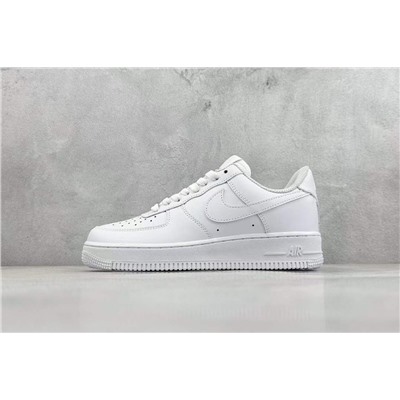 Версия кроссовок AIR FORCE One от AIR Force 107 в стиле H12