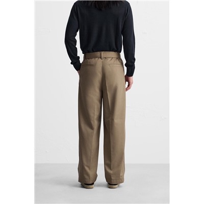 PANTALÓN PLIEGUES CINTURÓN