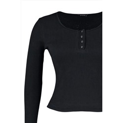 Siyah Havuz Yaka Çıtçıt Detaylı Fitted/Vücuda Oturan Örme Crop Büyük Beden Bluz TBBAW23AF00030