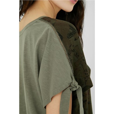 Camiseta tropical lazos