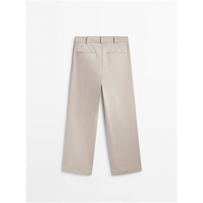 Pantalón ancho mezcla algodón satinado pinzas
