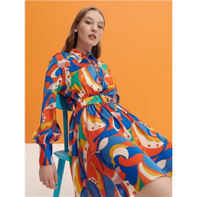 Gemustertes kleid