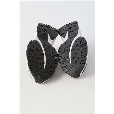 GAMING SNEAKERS