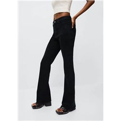 Vaqueros flare bolsillos -  Mujer | MANGO OUTLET Melilla