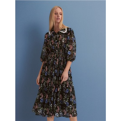 Plissiertes Kleid