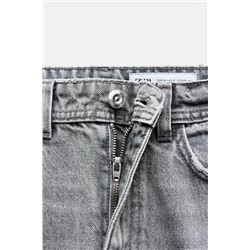 Z1975 MOM-FIT HIGH-WAIST JEANS