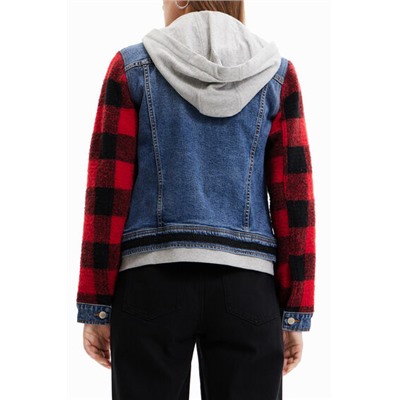 Chaqueta vaquera mangas cuadros