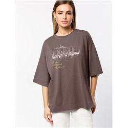 Футболка свободного кроя с авторским принтом