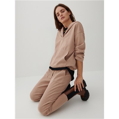 Sweatshirt Aus Geripptem Strickstoff