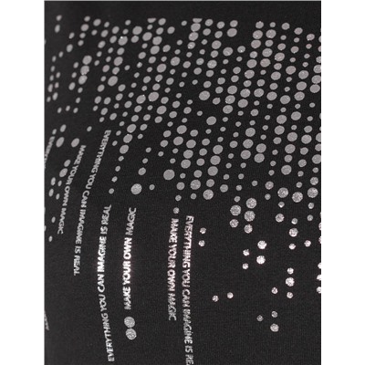 Нарядная футболка с серебристым принтом