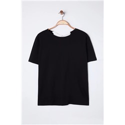 Siyah Regular Fit Sırtı Bağlama/Fiyonk Detaylı Örme Büyük Beden T-shirt TBBSS25BF00000