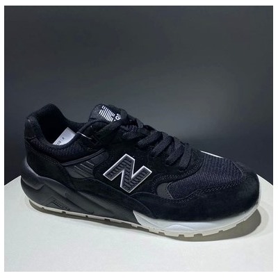 Кроссовки NB