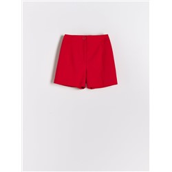 Shorts mit Ziernähten