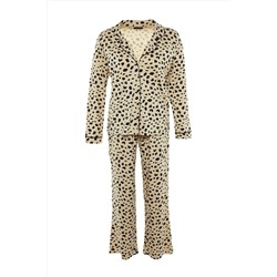 Çok Renkli Animal Desenli Gömlek Yaka Örme Pijama Takımı TBBAW23AI00015
