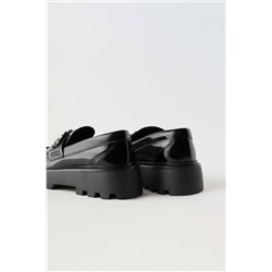 ZARA  😍 официальный сайт⚡️ лакированные лоферы    для маленьких модниц со  скидкой  44🛍    ✅Цвет: на фото     ✅Материал: pu