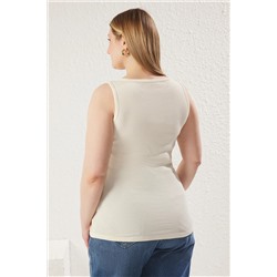 Ekru Havuz Yaka Düğme Detaylı Fitilli Örme Büyük Beden Atlet TBBSS25CV00005