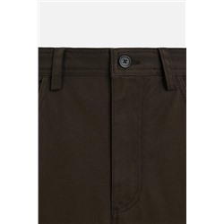 PANTALÓN BAJO CON VUELTA