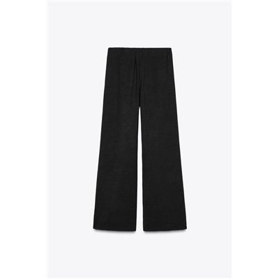 PANTALÓN FLUIDO PINZAS